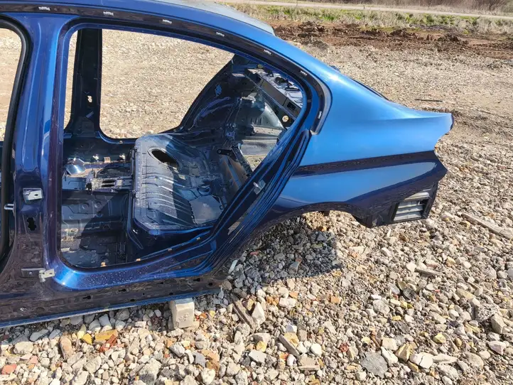 BMW 3 F30 F35 F31 (2012 - 2018) Задняя часть кузова — фото 10