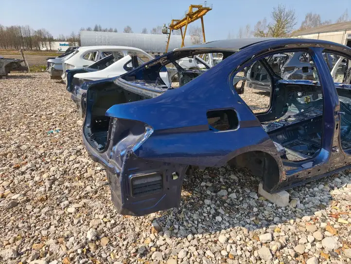 BMW 3 F30 F35 F31 (2012 - 2018) Задняя часть кузова — фото 11