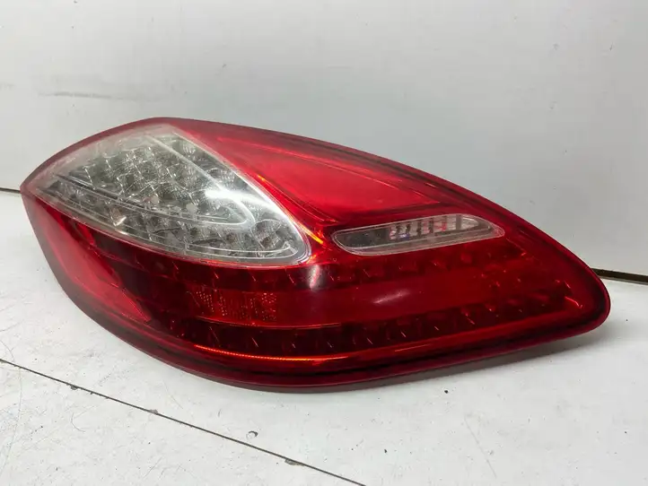 Porsche Panamera (970) (2009 - 2013) 97063141104 Задний фонарь в кузове — фото 10