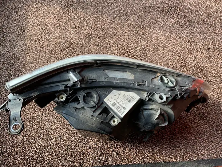 BMW 5 E60 E61 (2004 - 2010) 7044671 Передняя фара — фото 8