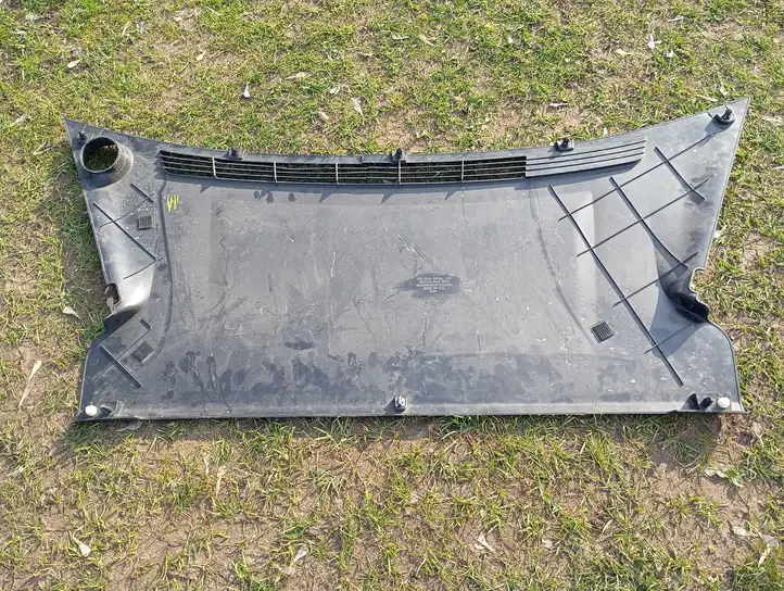 Tesla Model S (2016 - 2021) 106048100C Обшивка бардачка — фото 4