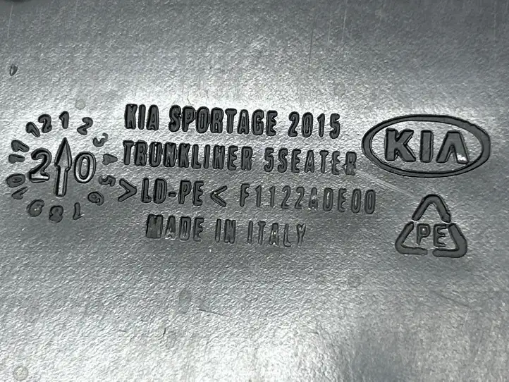 Kia Sportage (2018 - 2021) F1122ADE00 Резиновый коврик багажника — фото 4