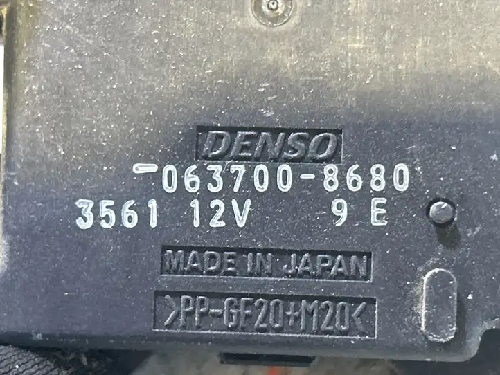 Toyota Corolla Verso AR10 (2004 - 2009) 0637008680 Двигатель задвижки потока воздуха — фото 3