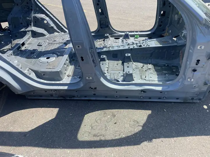 BMW X7 G07 (2018 - ) Порог кузова — фото 1