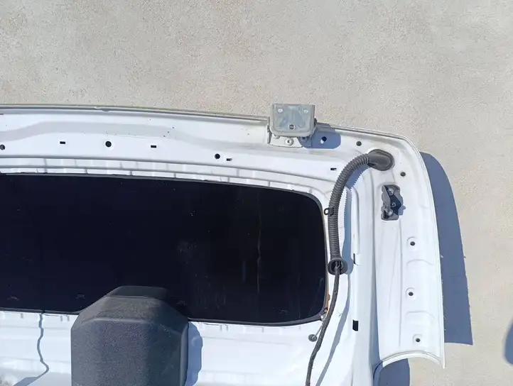Mercedes-Benz Vito W447 (2014 - ) Крышка багажника — фото 14