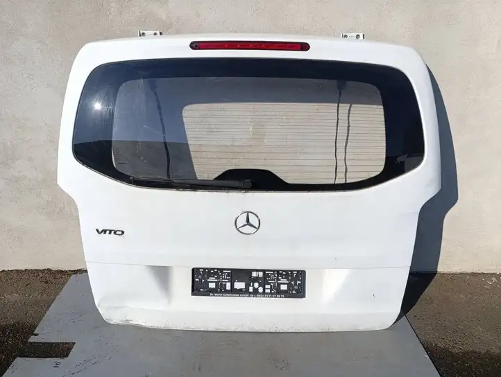 Mercedes-Benz Vito W447 (2014 - ) Крышка багажника — фото 1