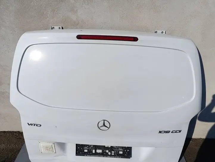Mercedes-Benz Vito W447 (2014 - ) Крышка багажника — фото 6