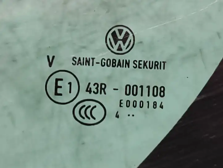 Volkswagen Golf VII (2013 - 2019) 5G6845213 Форточка двери — фото 2
