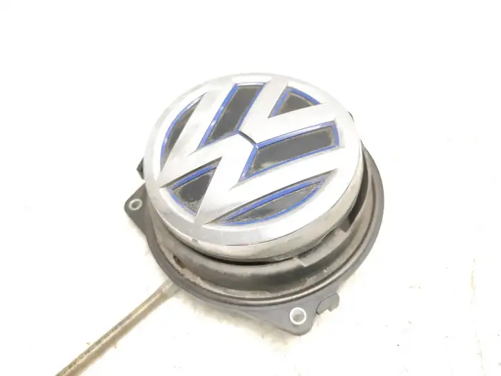 Volkswagen Golf VII (2013 - 2019) 5G9827469D Ручка крышки багажника — фото 3