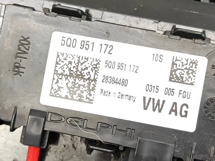 Volkswagen Golf VII (2013 - 2019) 5G0868837A Передняя подсветка — фото 10