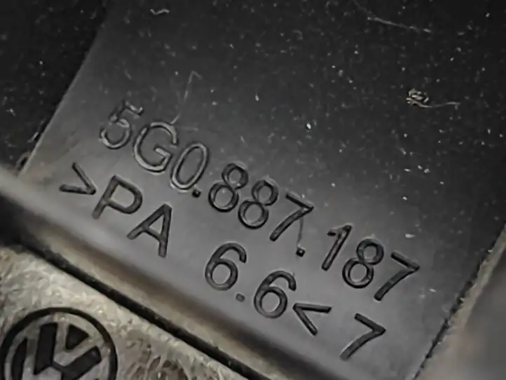 Volkswagen Golf VII (2013 - 2019) 5G0887233 Кронштейн ISOFIX — фото 6