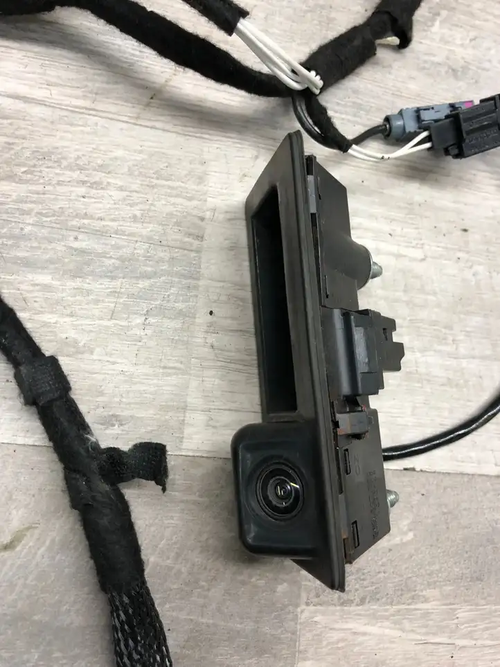Volkswagen PASSAT B7 (2011 - 2014) 3c9827566 Ручка багажника с камерой — фото 2