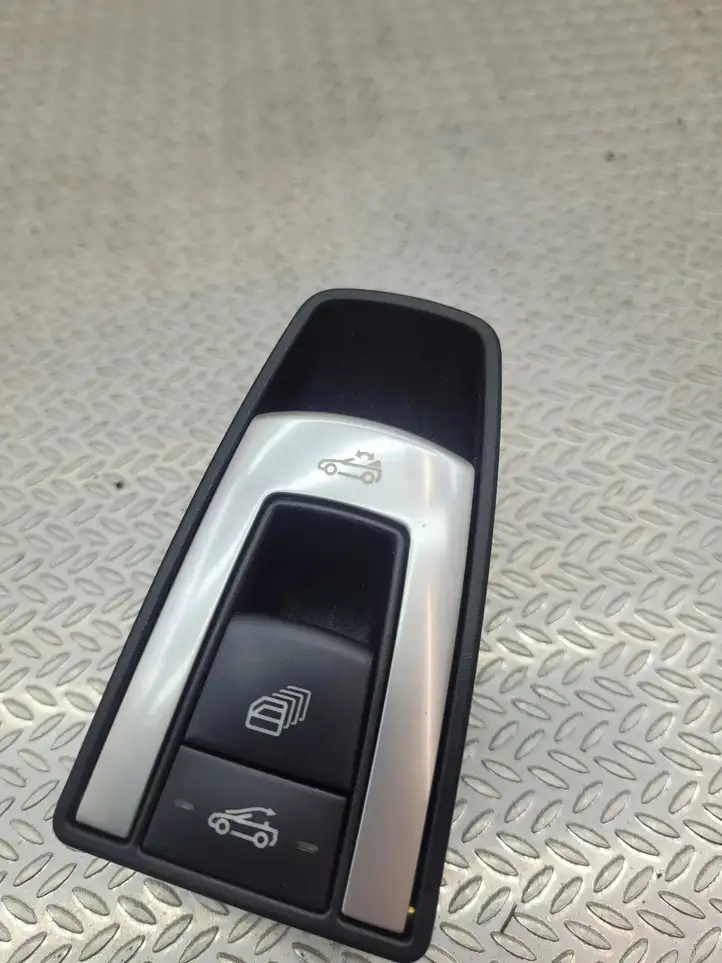 Mercedes-Benz E A207 (2010 - 2017) A2078207410 Кнопка управления крышей — фото 5