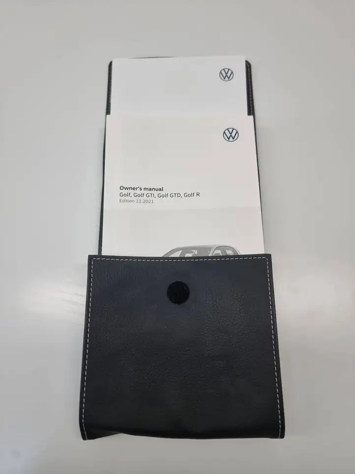 Volkswagen Golf VIII (2019 - ) Сервисная книжка — фото 1