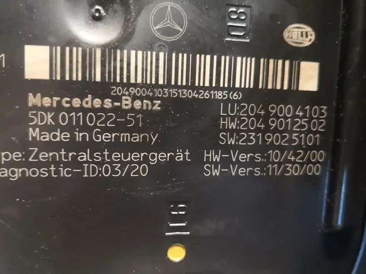 Mercedes-Benz GLK X204 (2008 - 2016) 2049004103 Блок предохранителей (комплект) — фото 4