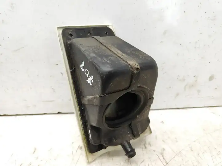 Ford Transit (2000 - 2006) YC15V27936AJ Крышка топливного бака — фото 2