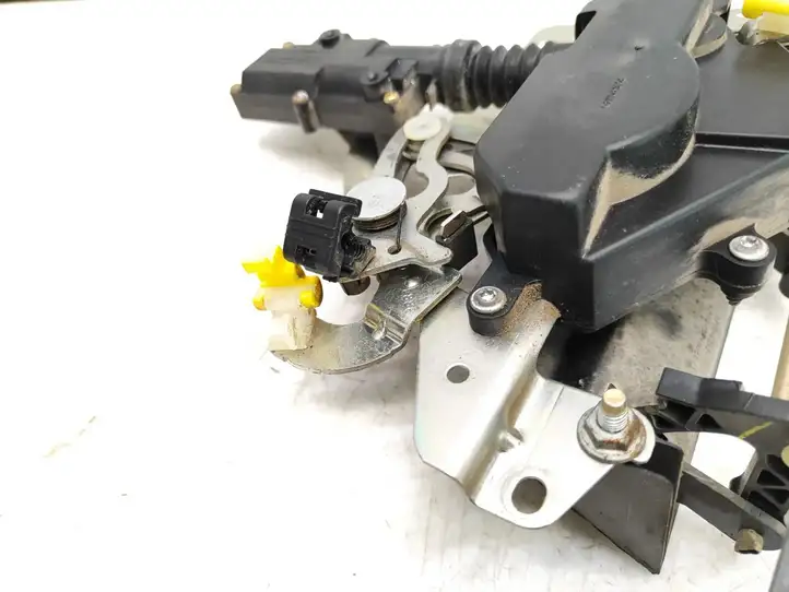 Mazda Tribute (2000 - 2004) 5L847843400DJCW Ручка крышки багажника — фото 6