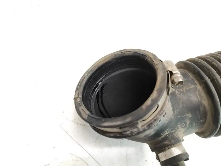 Mazda Tribute (2000 - 2004) 5L8U9R504AF Детали воздухозаборника — фото 5