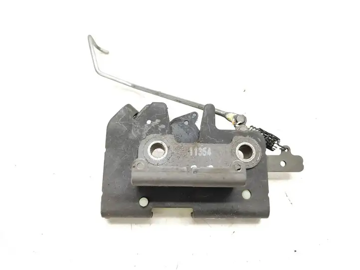 Mazda Tribute (2000 - 2004) 5L847861382A Замок крышки багажника — фото 1