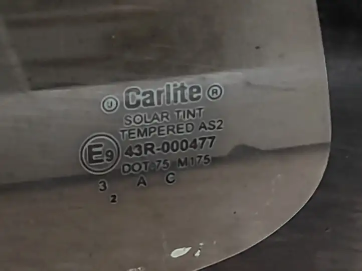 Mazda Tribute (2000 - 2004) 43R000477 Заднее боковое стекло — фото 3