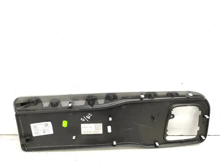 Peugeot Traveller (2016 - ) 98132829ZD Другая деталь раздвижной двери — фото 6