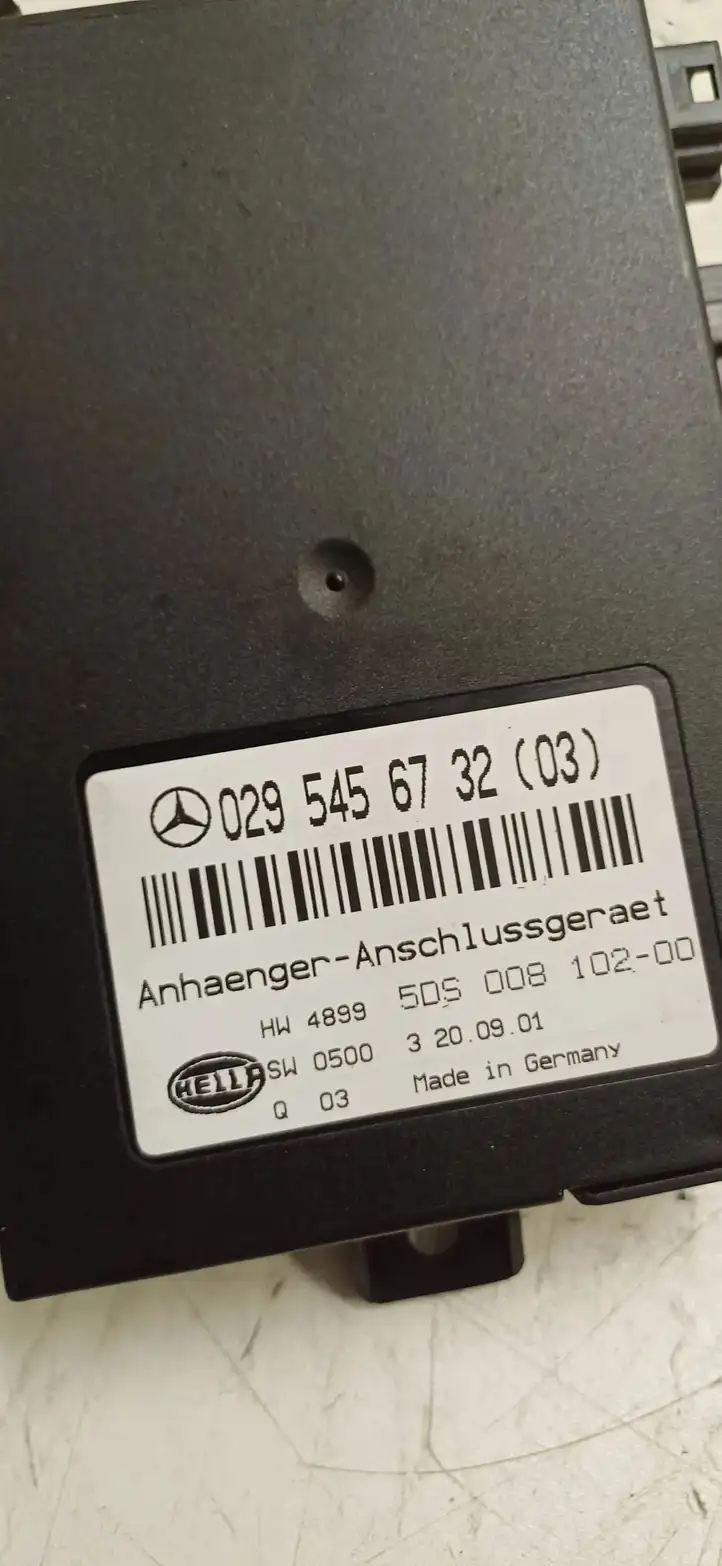 Mercedes-Benz C W203 (2000 - 2007) 0295456732 Реле крюка для прицепа — фото 2