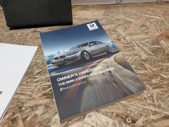BMW 3 F30 F35 F31 (2012 - 2018) Сервисная книжка — фото 4
