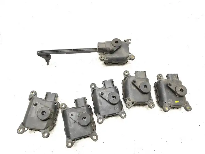 Opel Zafira A (1999 - 2003) 0132801134 Двигатель задвижки потока воздуха — фото 2