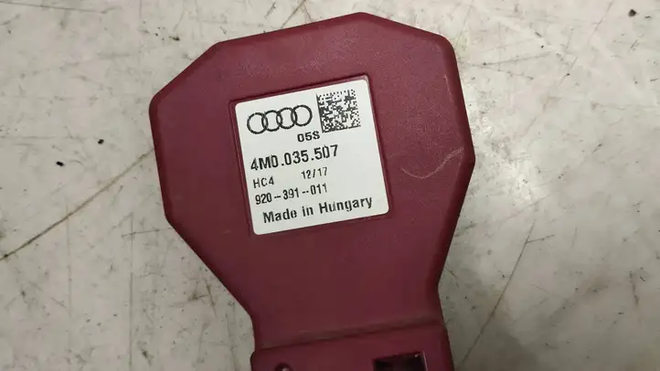 Audi Q2 - (2016 - ) 4m0035507 Антенна Bluetooth — фото 4