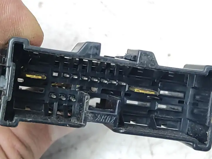 Kia Carnival (2006 - 2014) H400730530C Двигатель задвижки потока воздуха — фото 6
