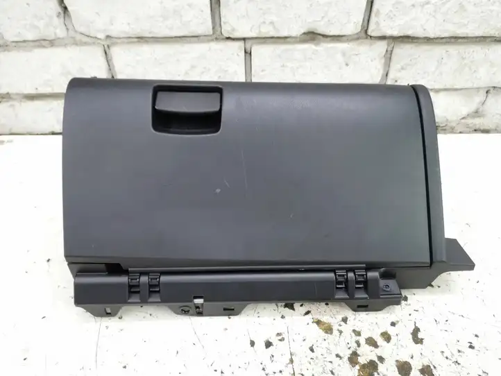 Subaru Impreza V (2016 - 2023) 66055FL010 Рамка бардачка — фото 1