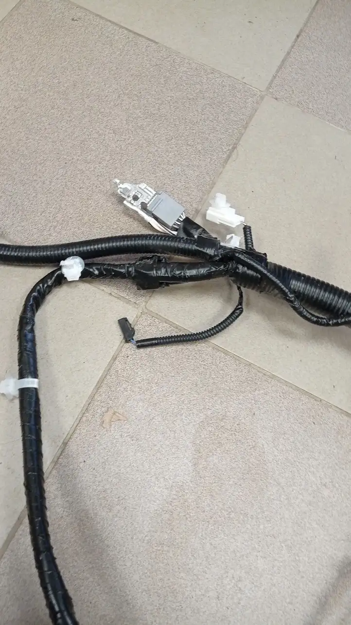 Toyota Sienna XL40 IV (2021 - ) 8216108 Прочая электропроводка — фото 9