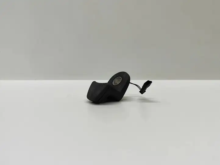 BMW 5 E60 E61 (2004 - 2010) 8385694 Выдвижная ручка стекла багажника — фото 2