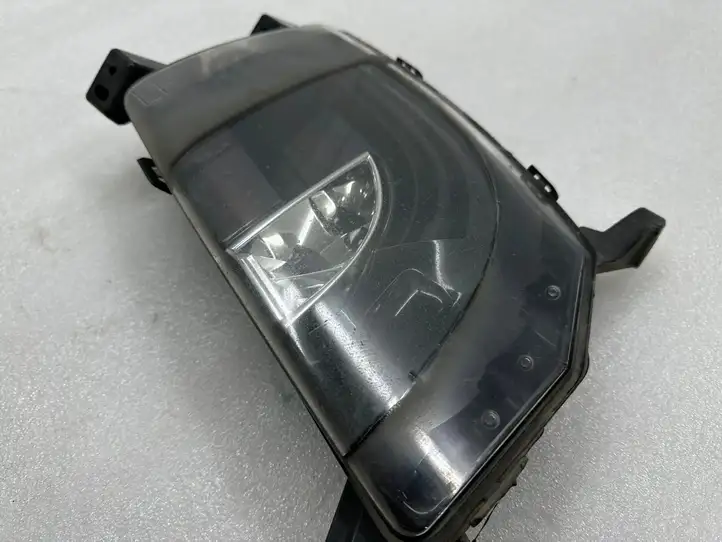 Tesla Model S (2012 - 2016) 102401800A Передняя противотуманная фара — фото 14