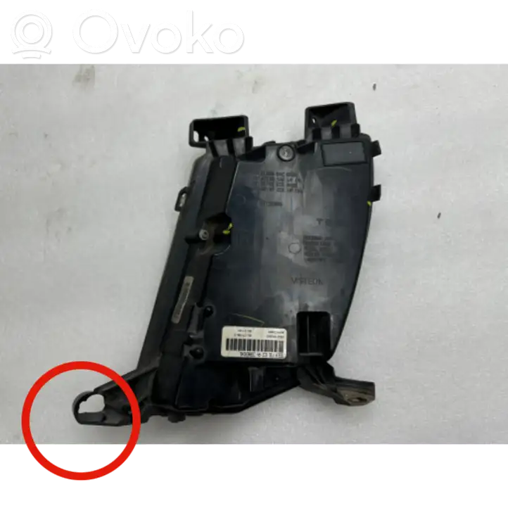 Tesla Model S (2012 - 2016) 102401900A Передняя противотуманная фара — фото 2