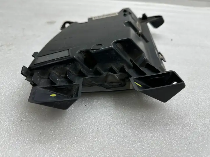 Tesla Model S (2012 - 2016) 102401900A Передняя противотуманная фара — фото 5