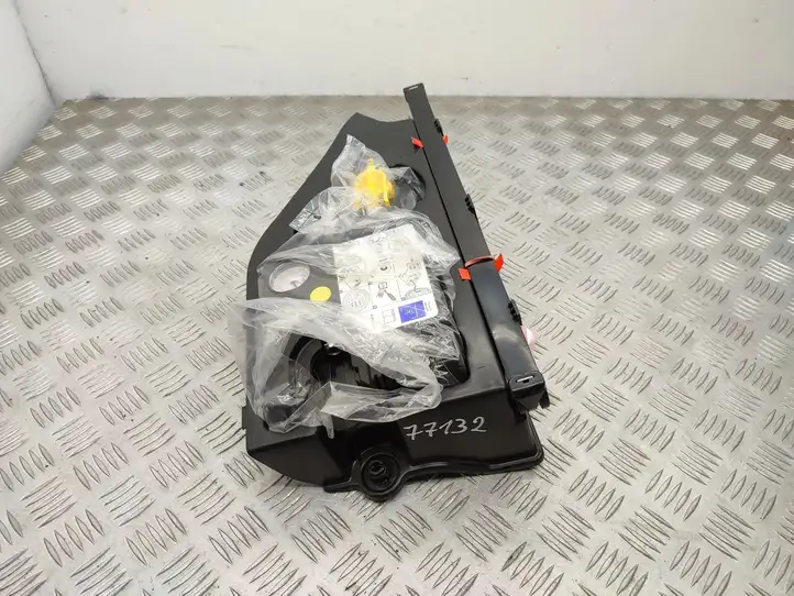 Mercedes-Benz B-class W246 (2011 - 2014) A2468900188 Ящик для инструментов — фото 2