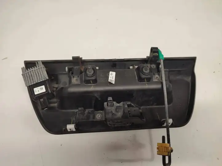 Ford F150 (2018 - 2020) JL3Z9943400 Ручка багажника с камерой — фото 4