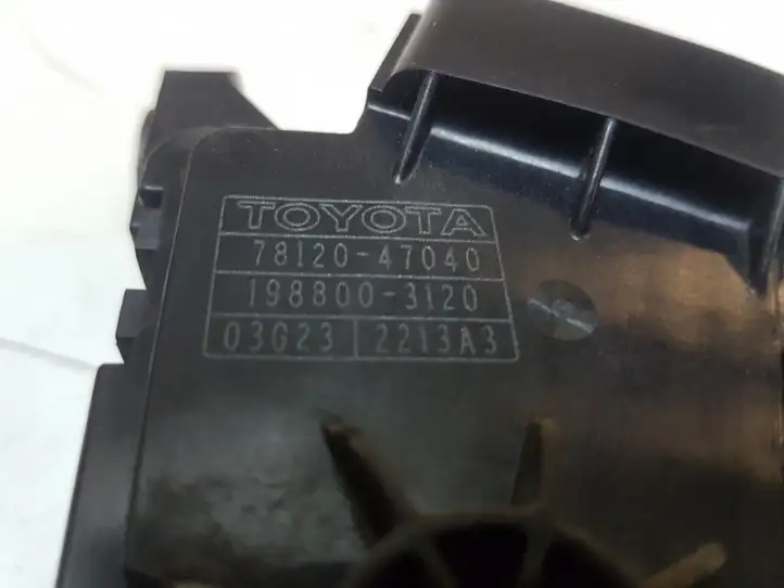 Toyota Prius (XW20) (2003 - 2009) 7812047040 Педаль акселератора — фото 1