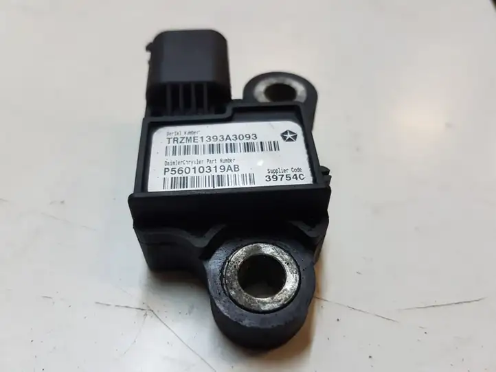 Jeep Cherokee (2001 - 2007) P56010319AB Датчик удара SRS — фото 1