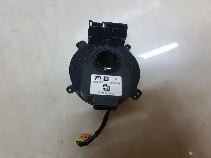 Opel Astra J (2012 - 2015) GM13589398 Контактное кольцо SRS — фото 1