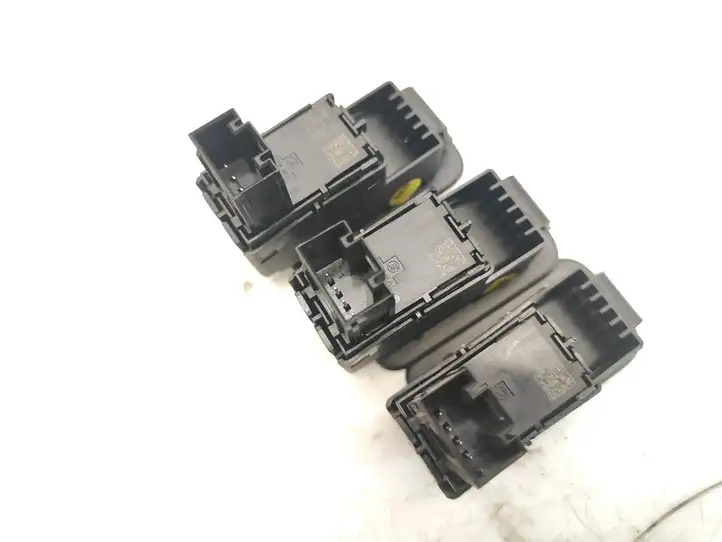 Volkswagen Golf VII (2013 - 2019) 5G0959855F Кнопка стеклоподъемников — фото 6
