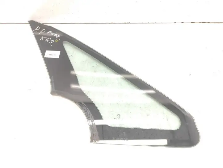 Peugeot 1007 (2005 - 2009) 43R00048 Треугольное стекло кузова — фото 1