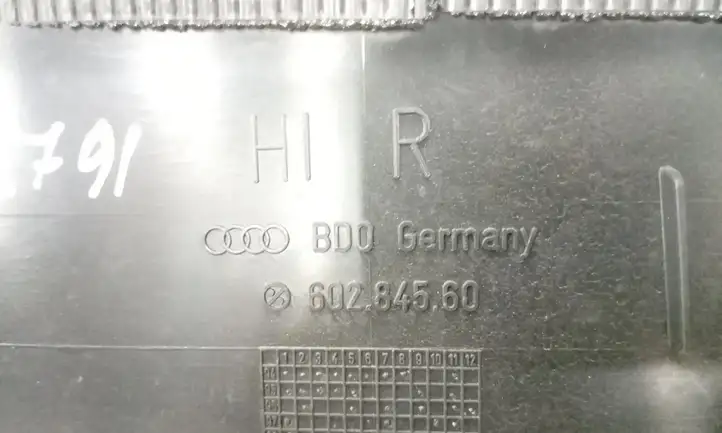 Audi A8 S8 D2 4D (1999 - 2002) 361128577 Прочая отделка задней двери — фото 14
