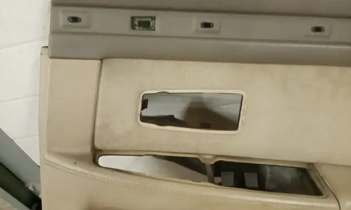 Audi A8 S8 D2 4D (1999 - 2002) 361128577 Прочая отделка задней двери — фото 17