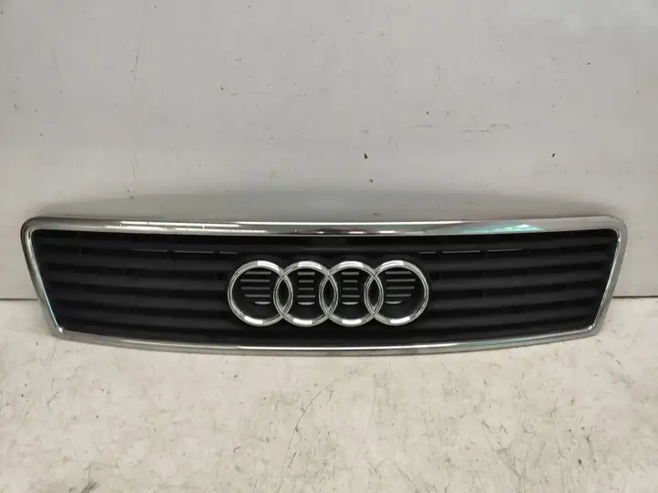 Audi A8 S8 D2 4D (1999 - 2002) 4D0853651N Верхняя решетка радиатора — фото 2