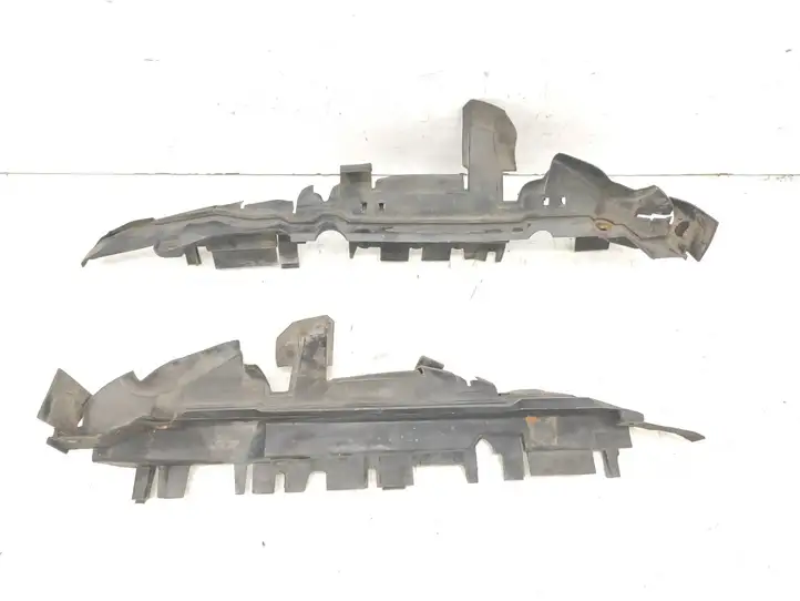 Audi A8 S8 D2 4D (1999 - 2002) 4D0121284C Дефлектор воздуха — фото 3