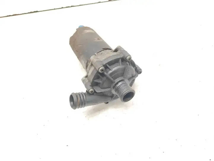 Audi A8 S8 D2 4D (1999 - 2002) 0392022000 Электроциркуляционный насос — фото 2