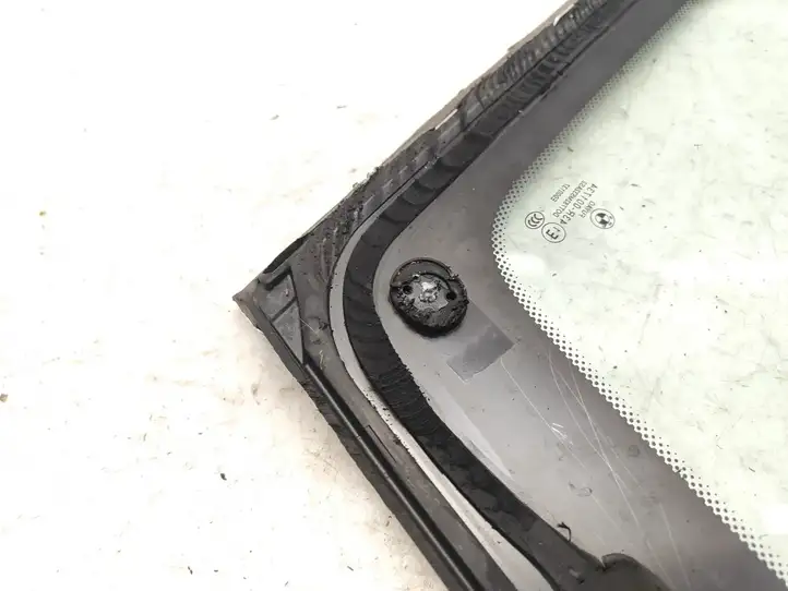 BMW X1 F48 F49 (2015 - 2022) 43R001734 Заднее боковое стекло — фото 5