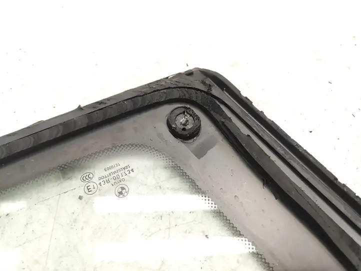 BMW X1 F48 F49 (2015 - 2022) 43R001734 Заднее боковое стекло — фото 5